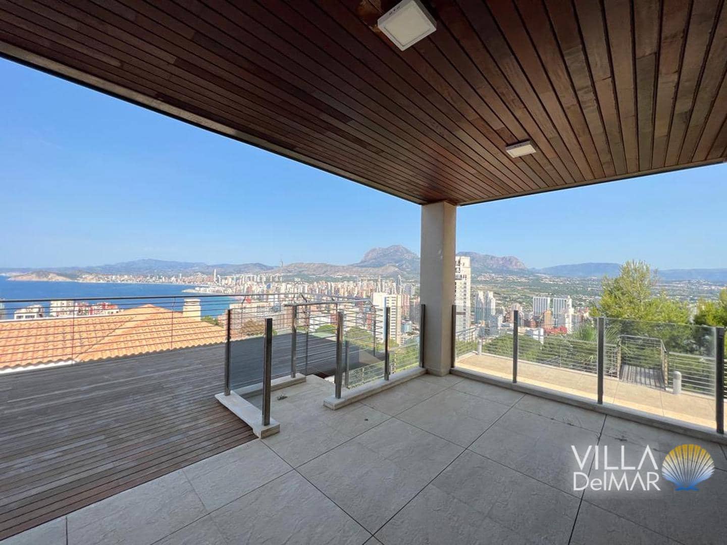 4 slaapkamer Villa te koop in Benidorm met zwembad garage - € 2.650.000 (Ref: 7897303)
