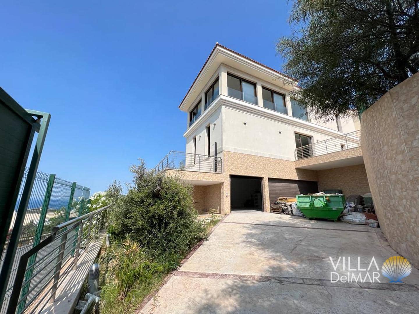 4 slaapkamer Villa te koop in Benidorm met zwembad garage - € 2.650.000 (Ref: 7897303)