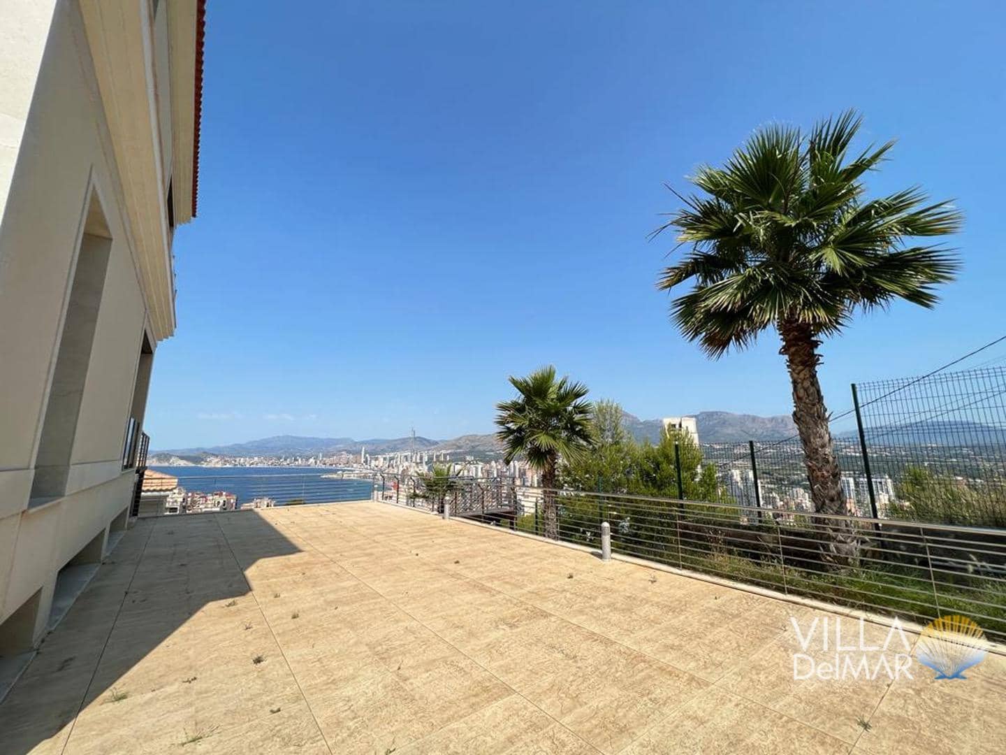 4 slaapkamer Villa te koop in Benidorm met zwembad garage - € 2.650.000 (Ref: 7897303)