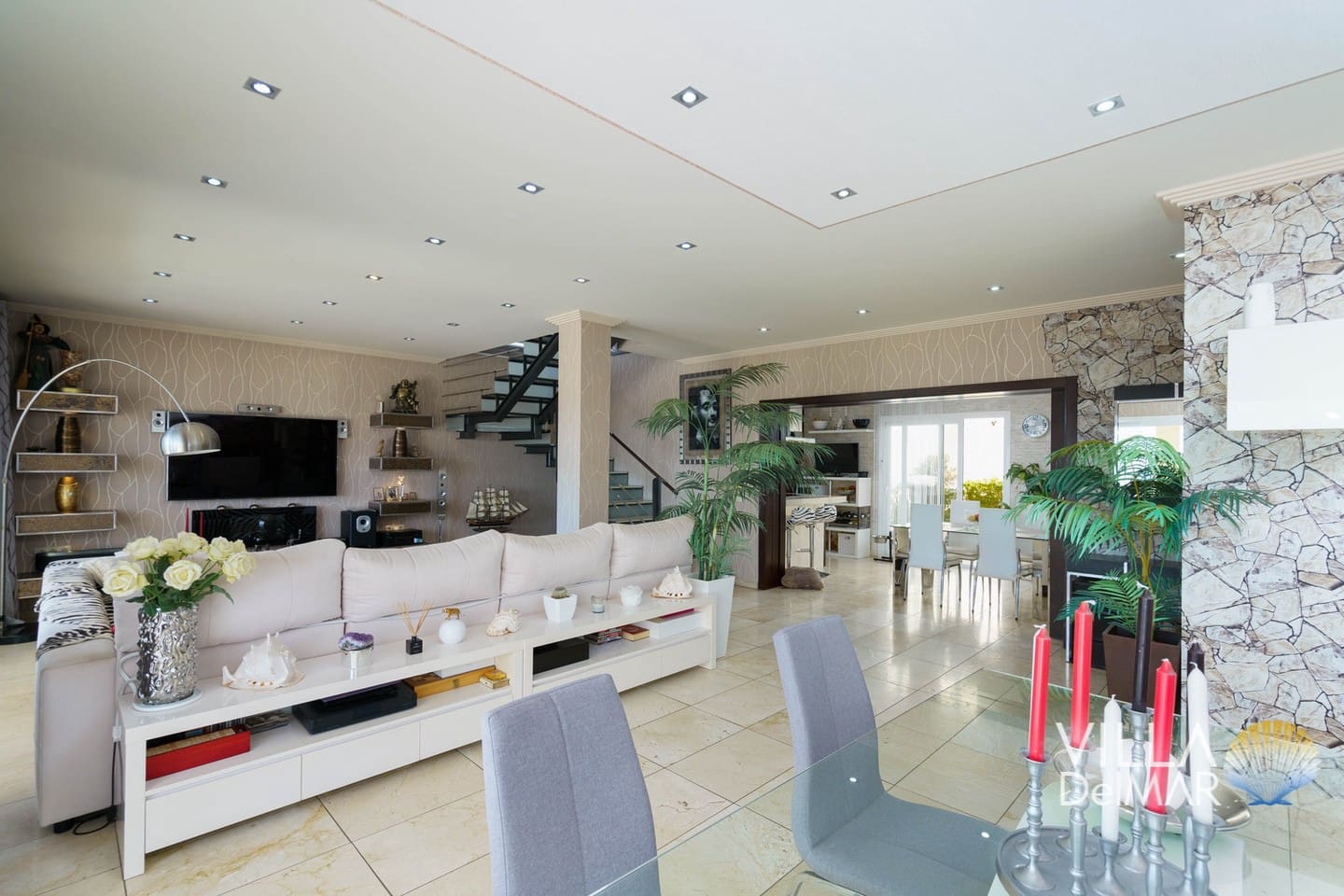 4 soveværelse Villa til salg i Calpe / Calp med swimmingpool garage - € 1.299.000 (Ref: 7921521)