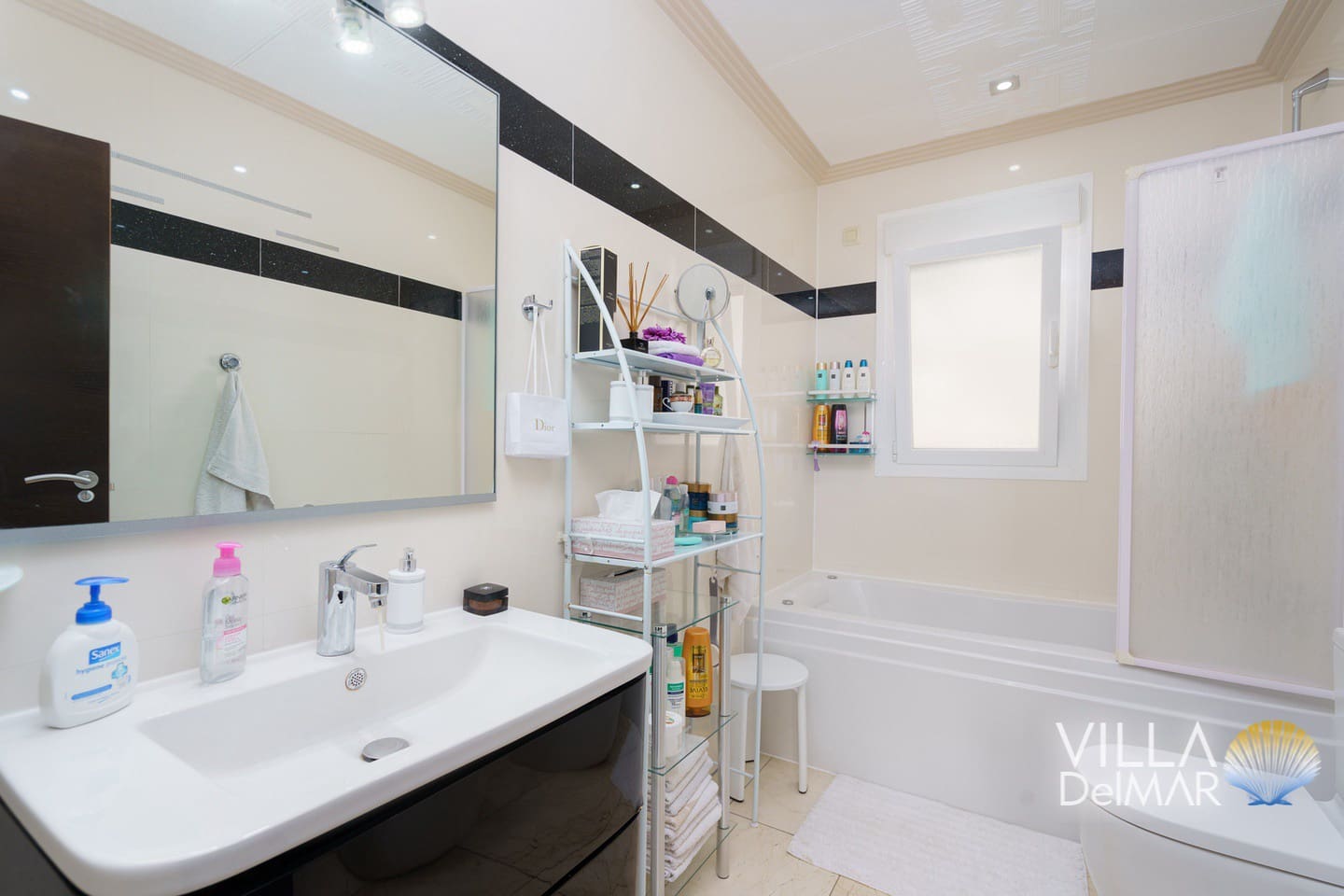 4 soveværelse Villa til salg i Calpe / Calp med swimmingpool garage - € 1.299.000 (Ref: 7921521)