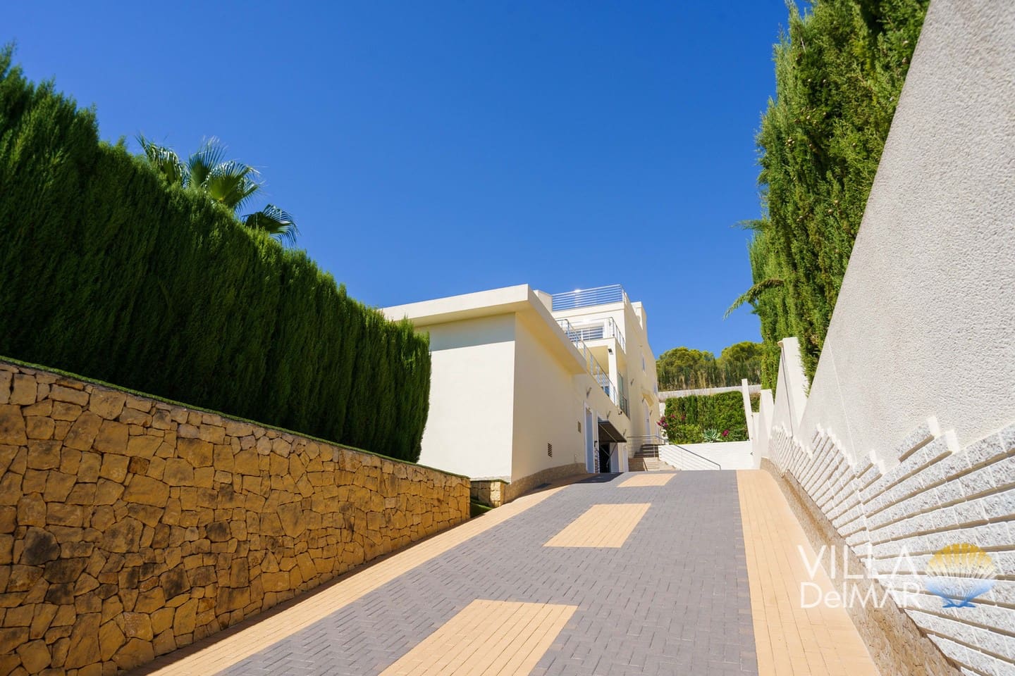 4 soveværelse Villa til salg i Calpe / Calp med swimmingpool garage - € 1.299.000 (Ref: 7921521)