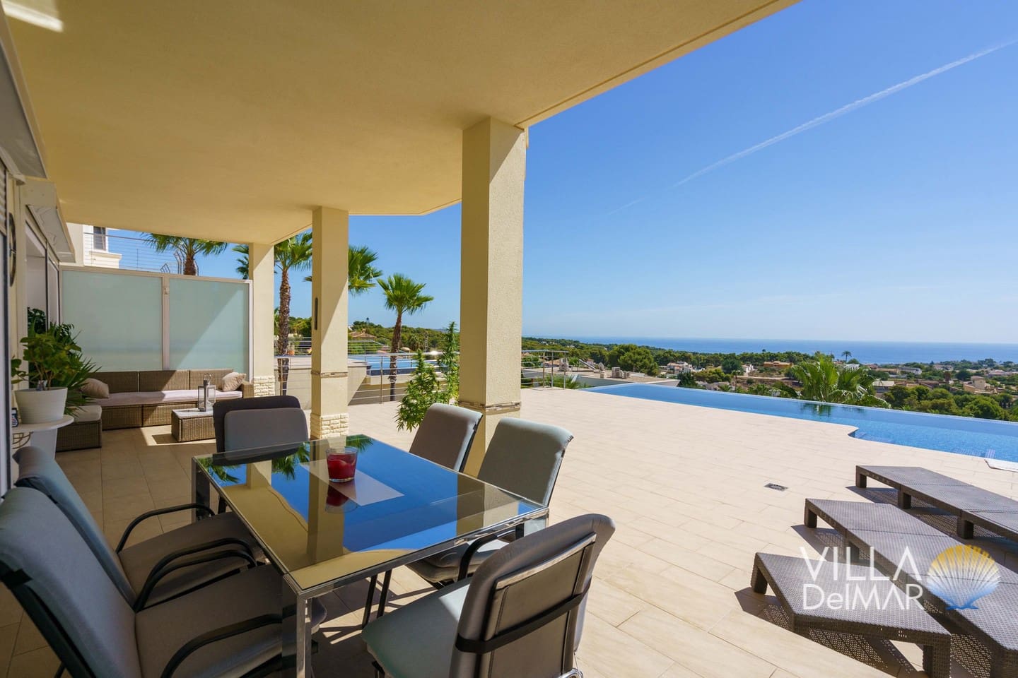 4 soveværelse Villa til salg i Calpe / Calp med swimmingpool garage - € 1.299.000 (Ref: 7921521)