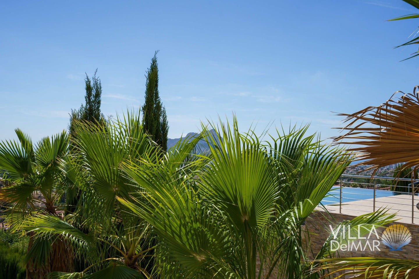 4 soveværelse Villa til salg i Calpe / Calp med swimmingpool garage - € 1.299.000 (Ref: 7921521)