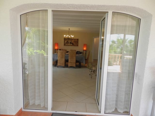 Villa/Maison de 2 chambres de location de vacances à Cometa - Carrió, Calpe / Calp avec piscine garage - 824 € (Ref: 7981364)