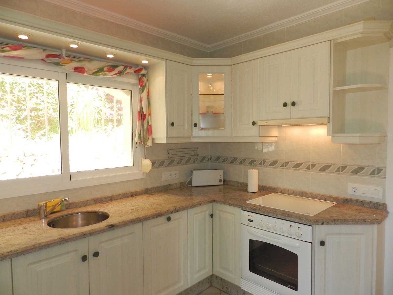 4 Zimmer Ferienvilla in Calpe / Calp mit Pool Garage - 1.188 € (Ref: 7981654)