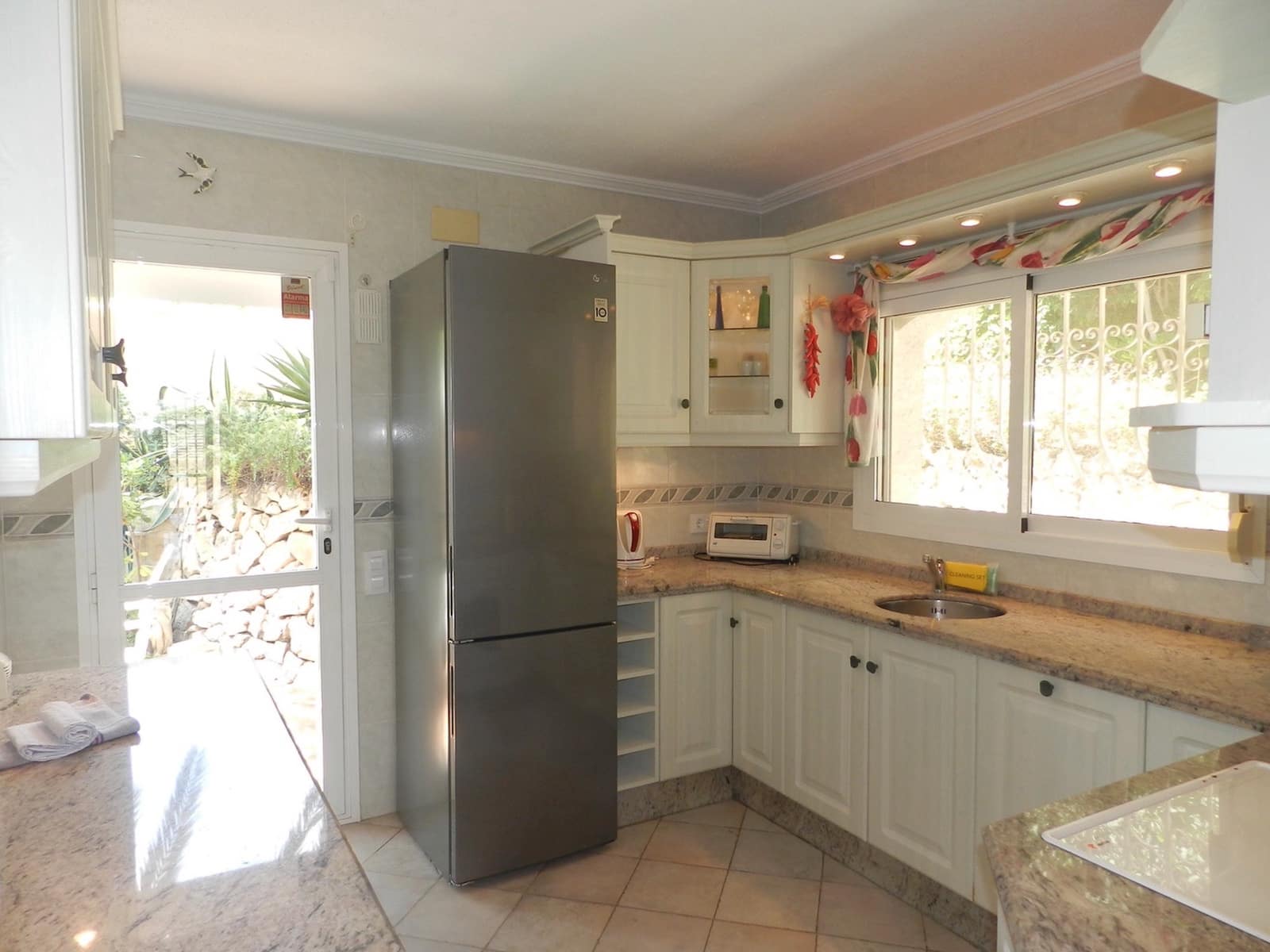 4 Zimmer Ferienvilla in Calpe / Calp mit Pool Garage - 1.188 € (Ref: 7981654)