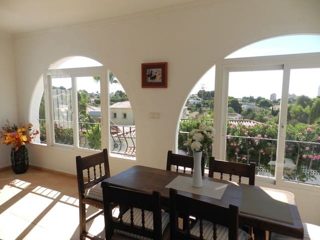 54 bedroom Villa for holiday rental in Cometa - Carrió, Calpe / Calp with pool garage - € 1,008 (Ref: 7981872)