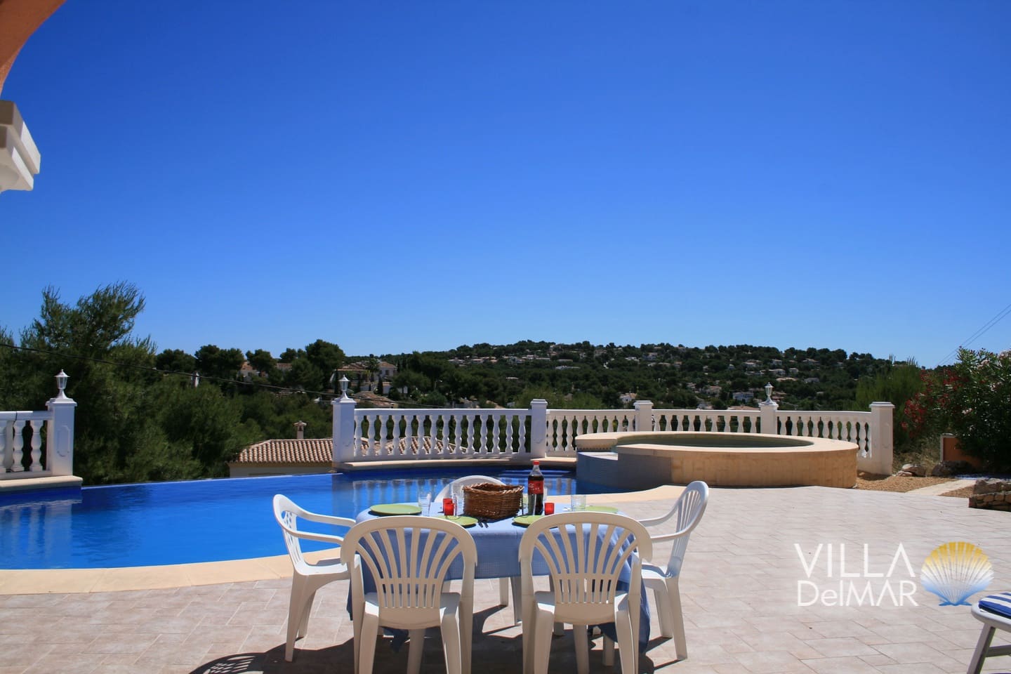 3 bedroom Villa for sale in Javea / Xabia with pool - € 595,000 (Ref: 7988007)