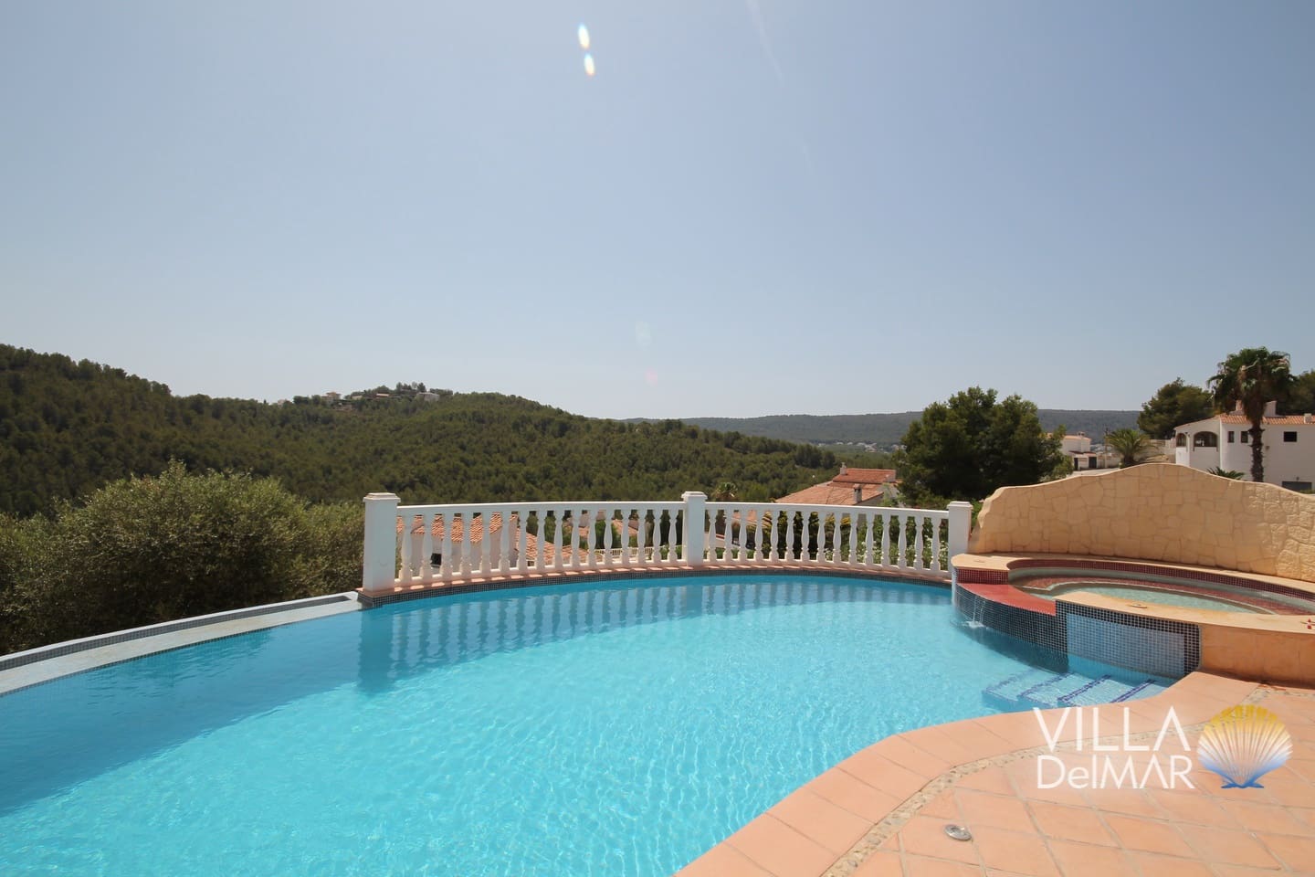 Chalet de 3 habitaciones en Javea / Xàbia en venta con piscina - 750.000 € (Ref: 7988008)