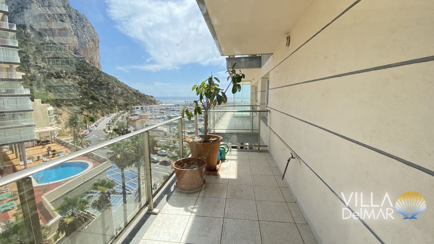 2 Zimmer Apartment zu verkaufen in Calpe / Calp mit Pool Garage - 749.000 € (Ref: 8082863)