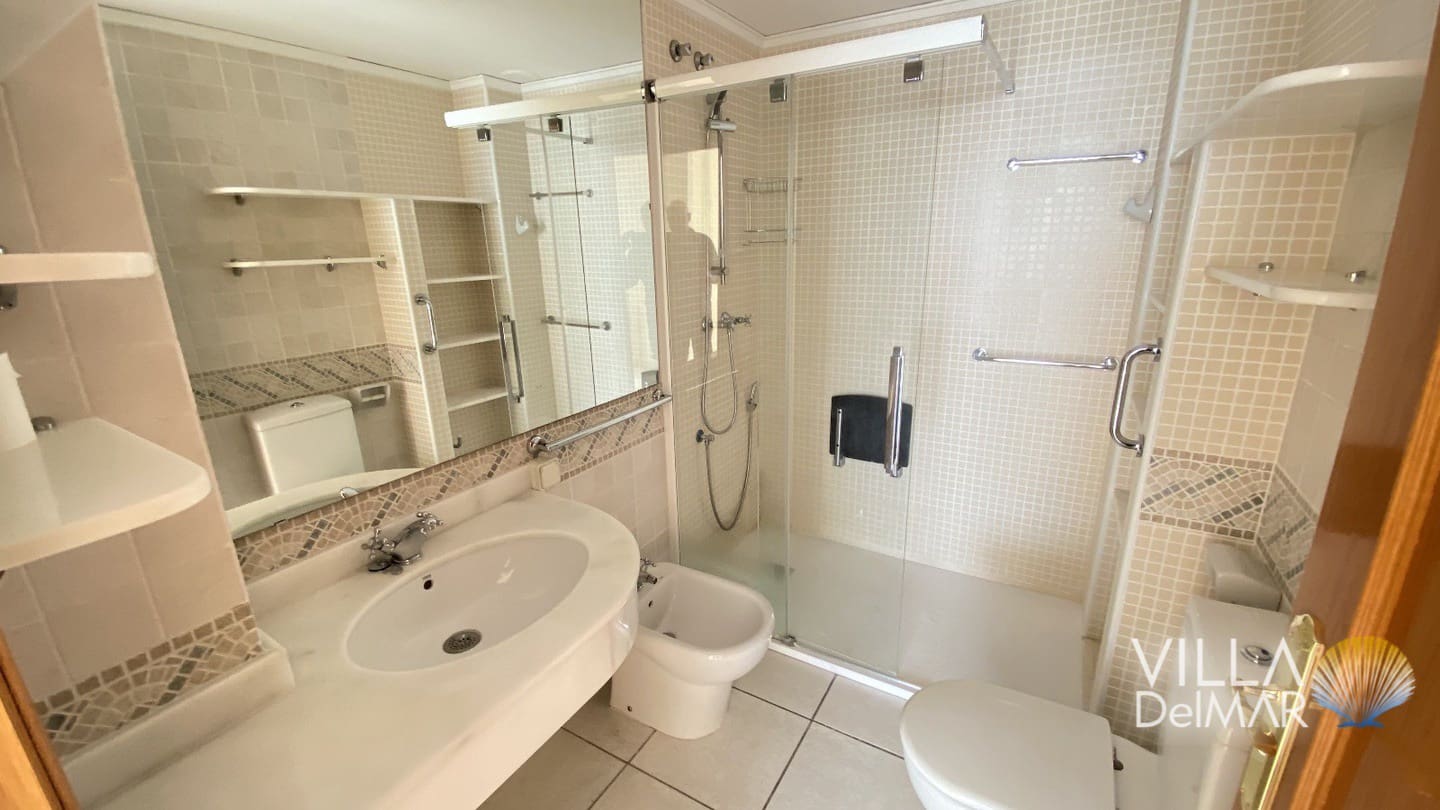 2 Zimmer Apartment zu verkaufen in Calpe / Calp mit Pool Garage - 749.000 € (Ref: 8082863)