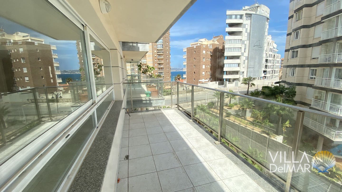2 Zimmer Apartment zu verkaufen in Calpe / Calp mit Pool Garage - 749.000 € (Ref: 8082863)
