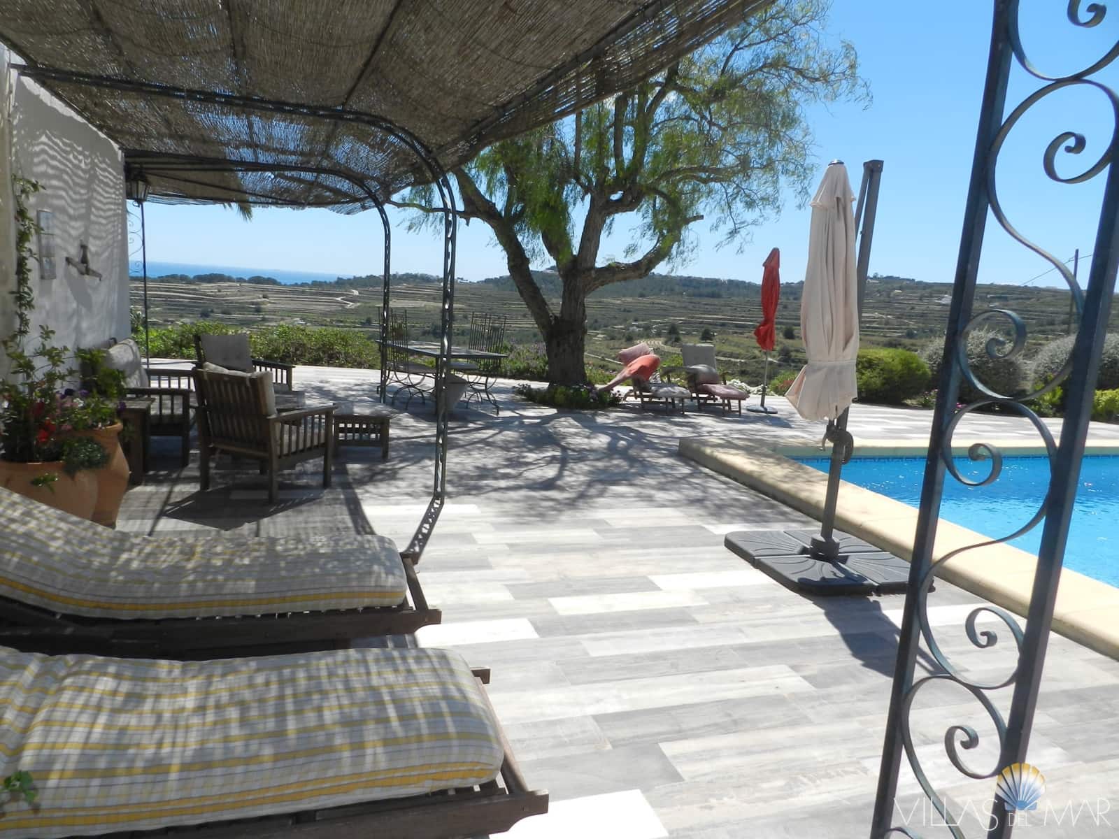 8 soveværelse Finca/Landehus til salg i Teulada-Moraira med swimmingpool garage - € 1.600.000 (Ref: 8190787)