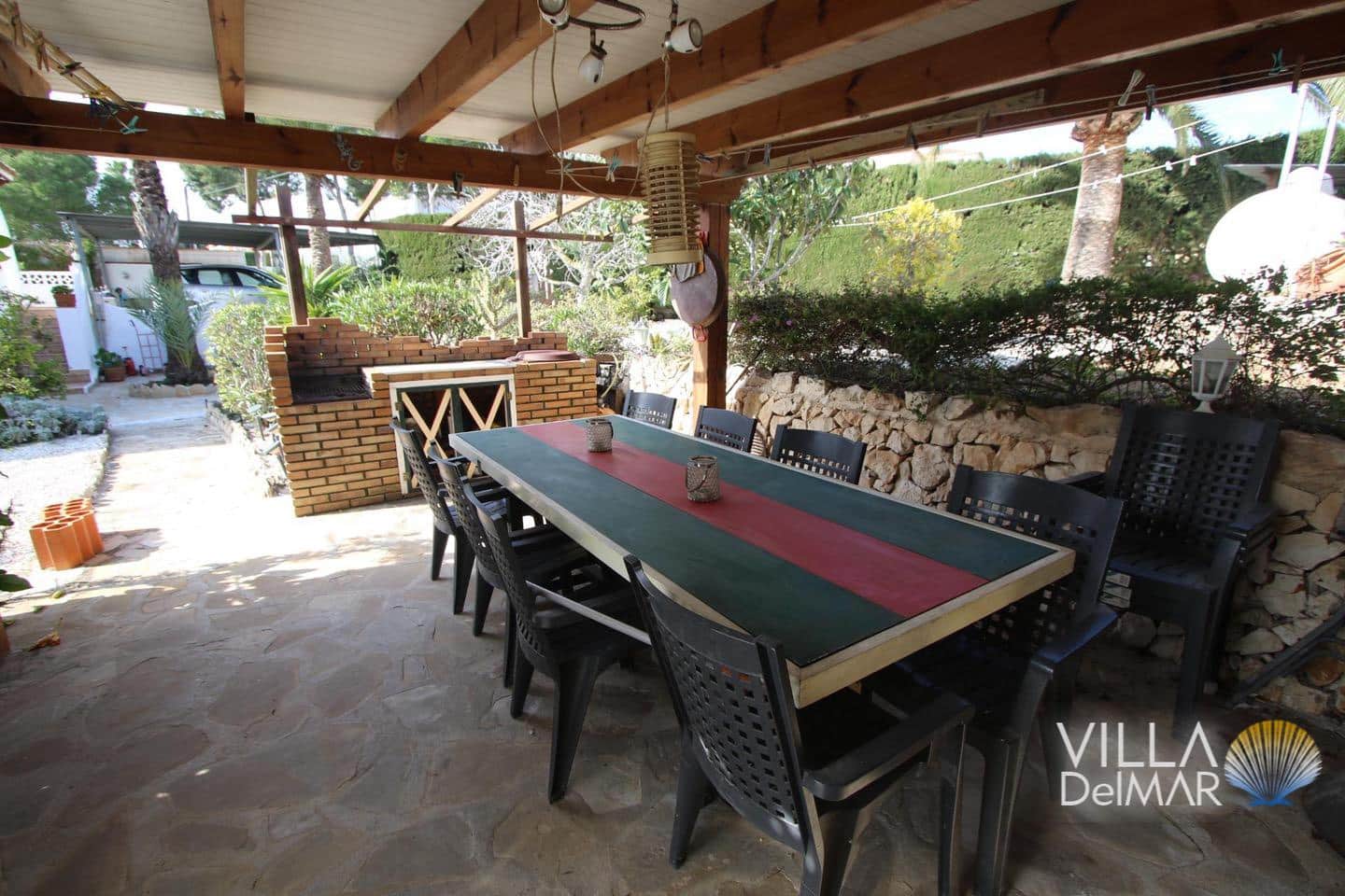 6 bedroom Villa for sale in Calpe / Calp with pool - € 665,000 (Ref: 8763519)