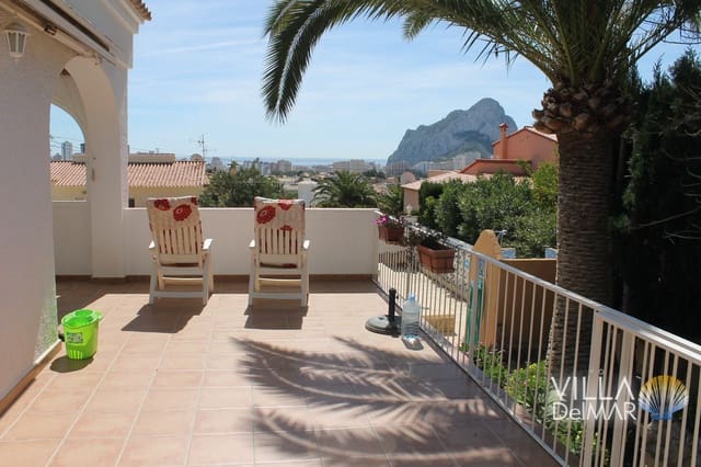 6 bedroom Villa for sale in Calpe / Calp with pool - € 665,000 (Ref: 8778844)