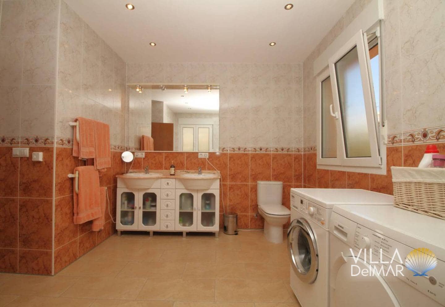 4 bedroom Villa for sale in Calpe / Calp with pool garage - € 785,000 (Ref: 8786124)