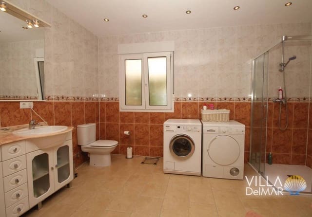4 quarto Moradia para venda em Calpe / Calp com piscina garagem - 785 000 € (Ref: 8786124)