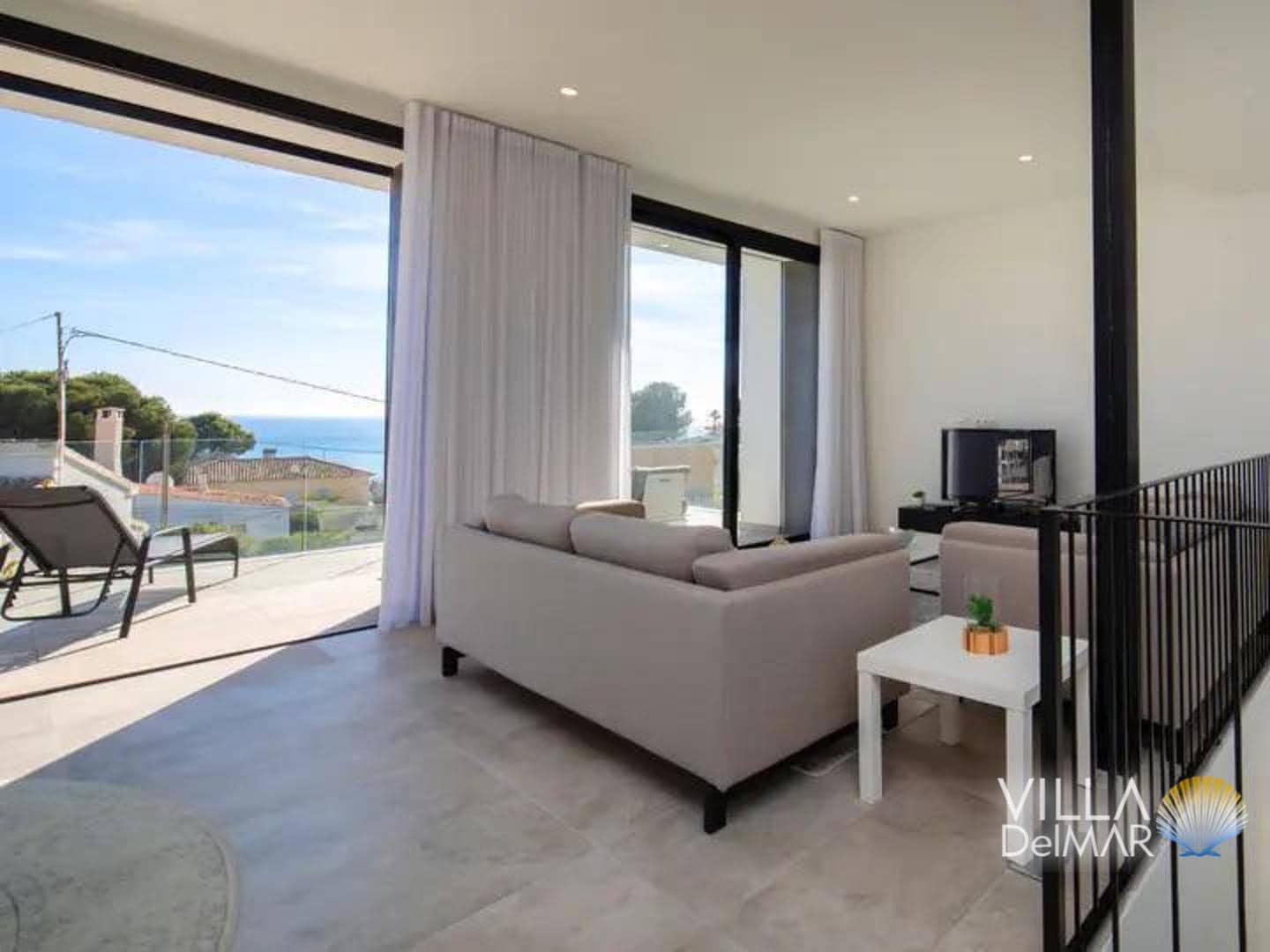 4 bedroom Villa for sale in Calpe / Calp with pool garage - € 1,025,000 (Ref: 8821859)