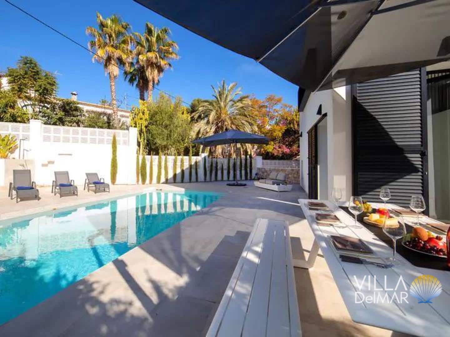 4 bedroom Villa for sale in Calpe / Calp with pool garage - € 1,025,000 (Ref: 8821859)