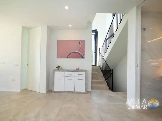 4 bedroom Villa for sale in Calpe / Calp with pool garage - € 1,025,000 (Ref: 8821859)