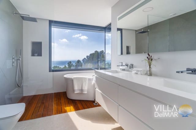 3 bedroom Villa for sale in Altea with pool garage - € 2,257,500 (Ref: 8845146)