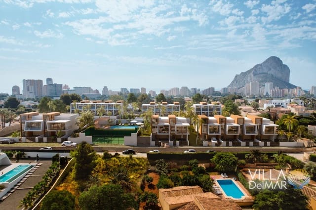 3 bedroom Townhouse for sale in Calpe / Calp with pool garage - € 475,000 (Ref: 8873906)