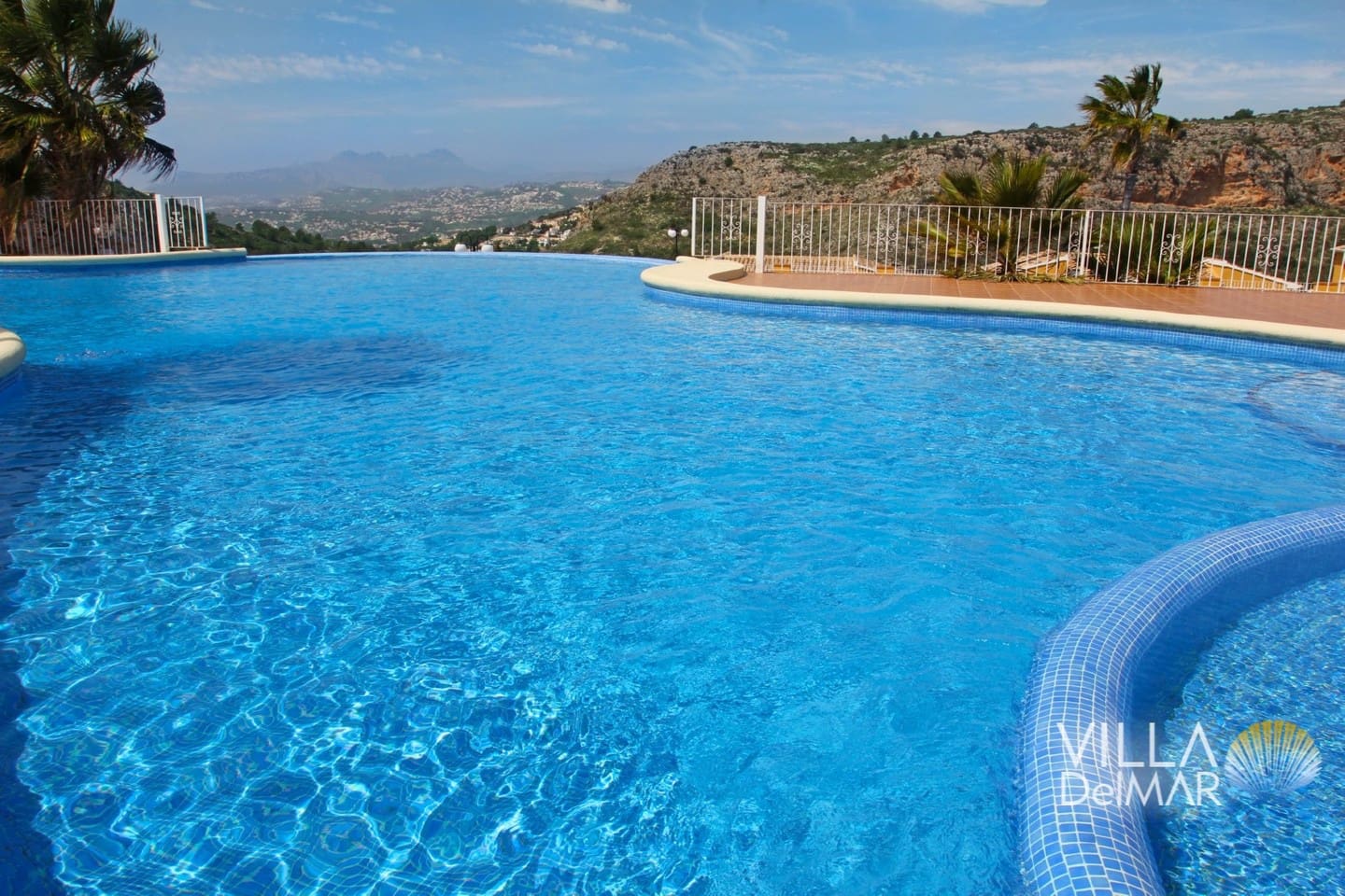 3 bedroom Apartment for sale in Cumbre del Sol with pool garage - € 408,000 (Ref: 8936438)