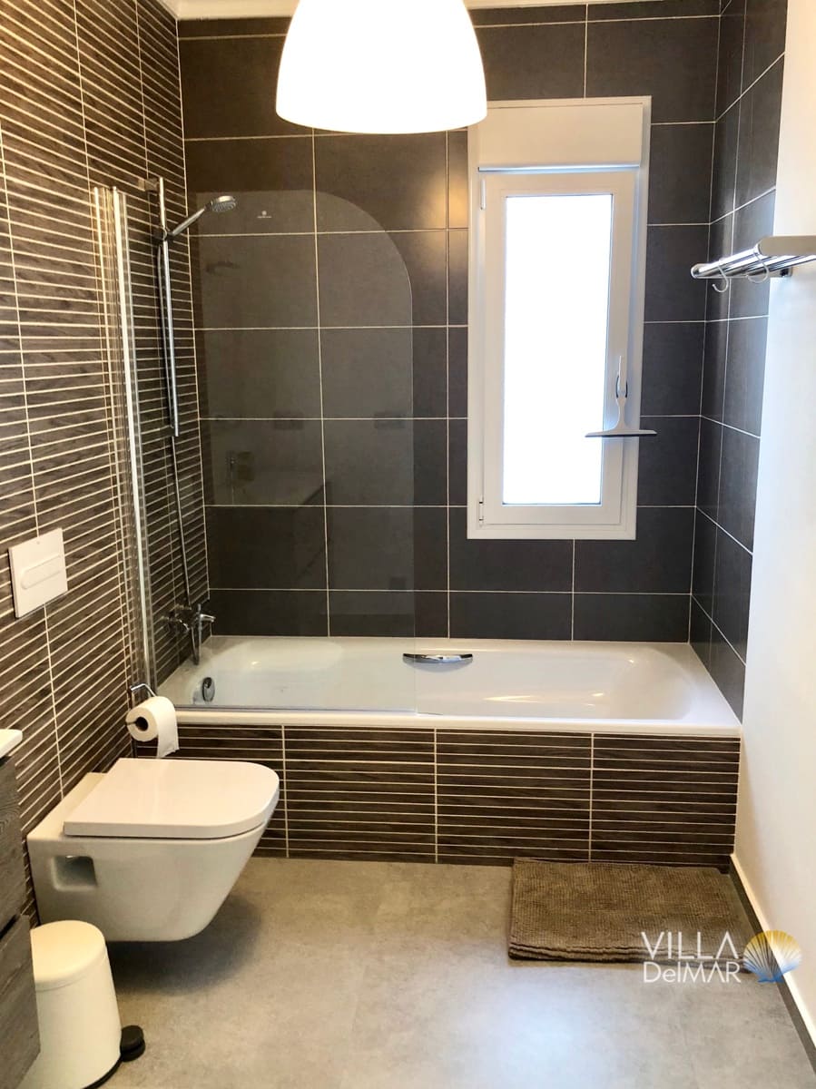 3 bedroom Villa for sale in Benissa with pool garage - € 895,000 (Ref: 8936510)