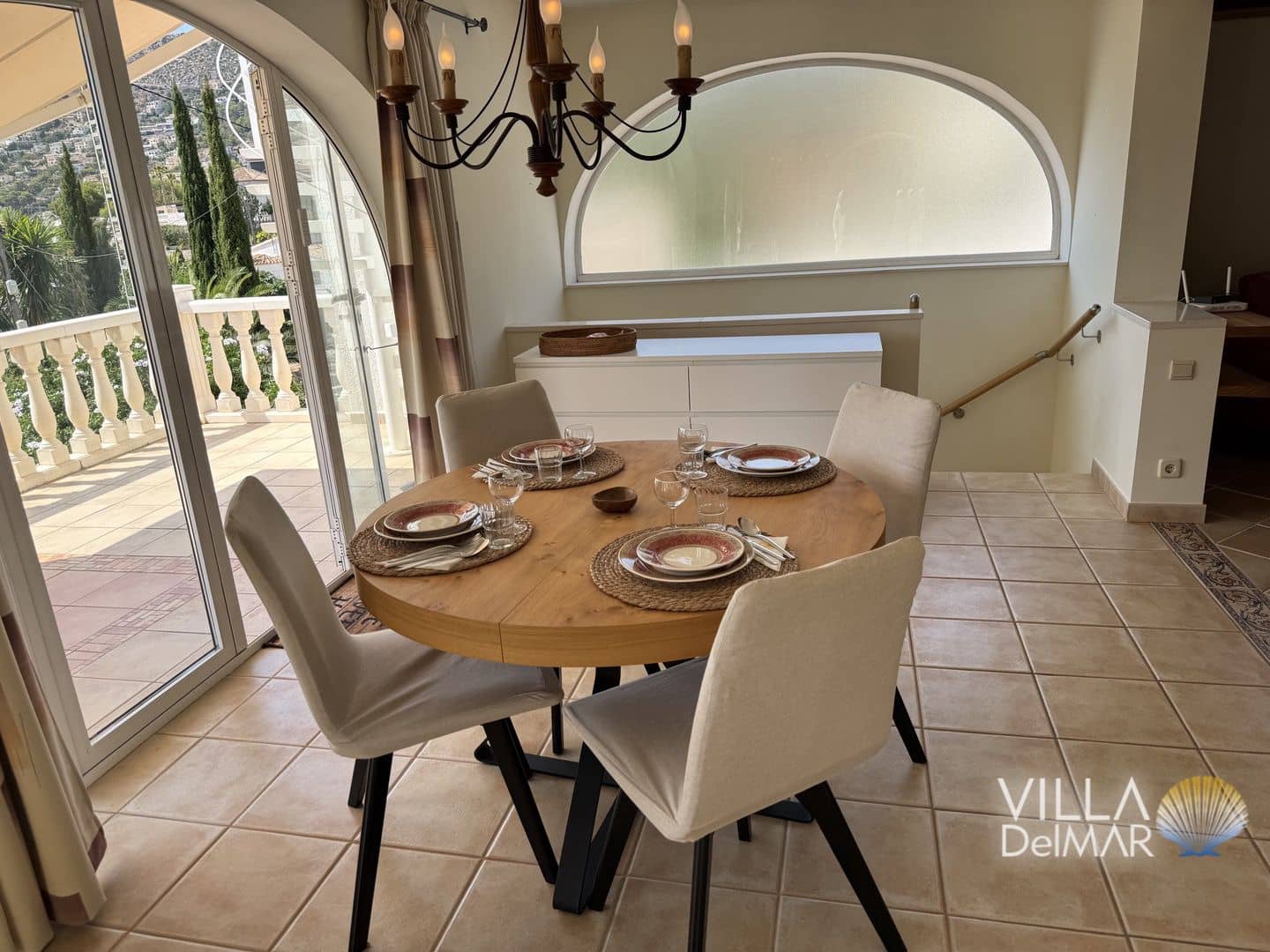 3 Zimmer Ferienvilla in Calpe / Calp mit Pool Garage - 1.008 € (Ref: 9146070)