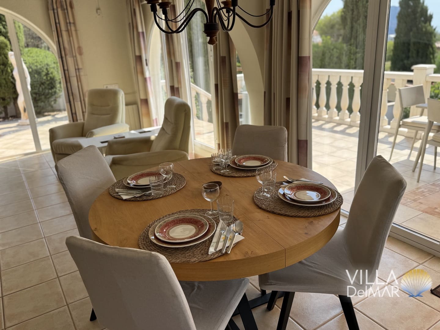 3 Zimmer Ferienvilla in Calpe / Calp mit Pool Garage - 1.008 € (Ref: 9146070)