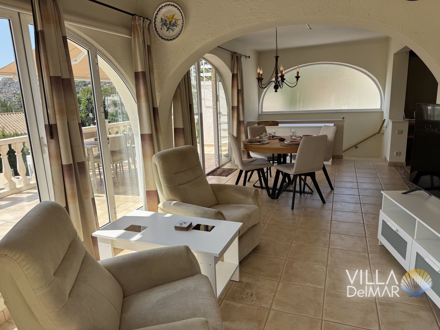 3 Zimmer Ferienvilla in Calpe / Calp mit Pool Garage - 1.008 € (Ref: 9146070)