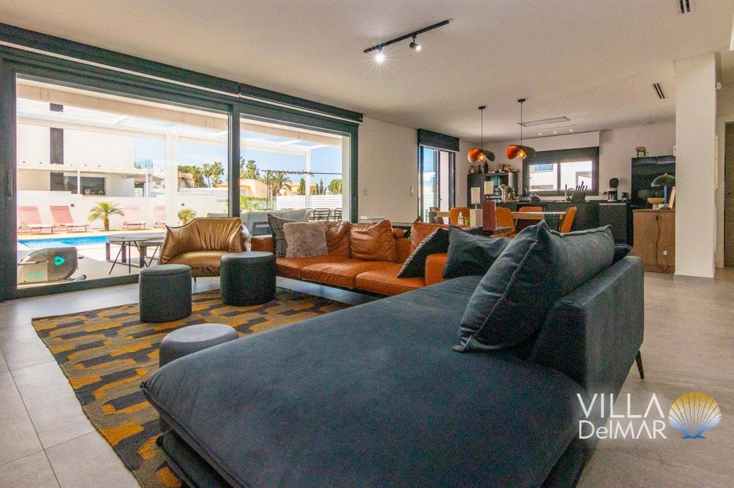 Chalet de 3 habitaciones en Dénia en venta con piscina garaje - 870.000 € (Ref: 9263971)