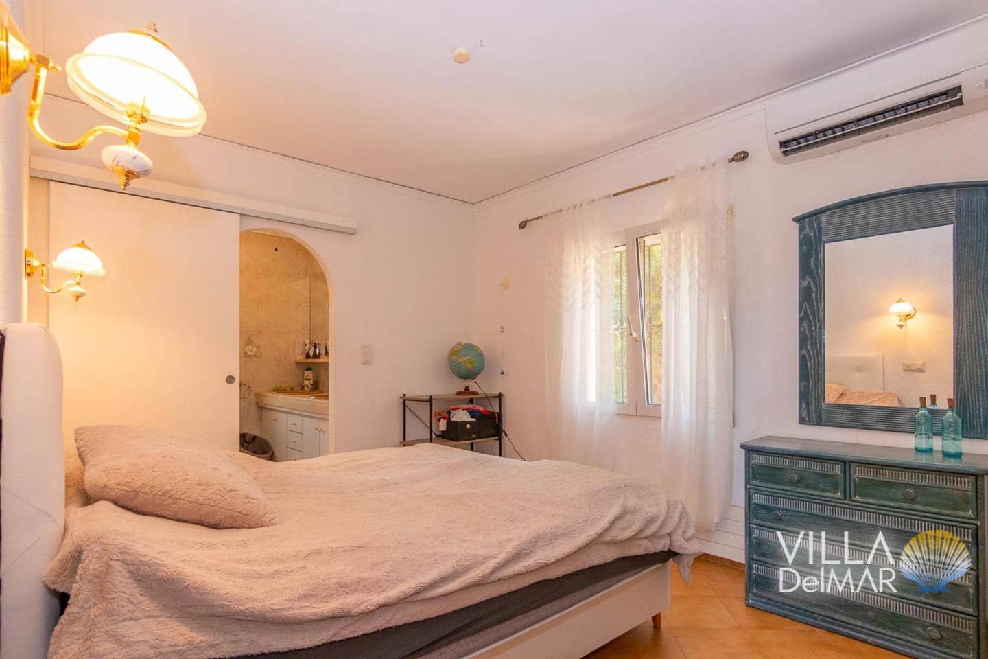 4 bedroom Villa for sale in Denia with pool garage - € 595,000 (Ref: 9265681)