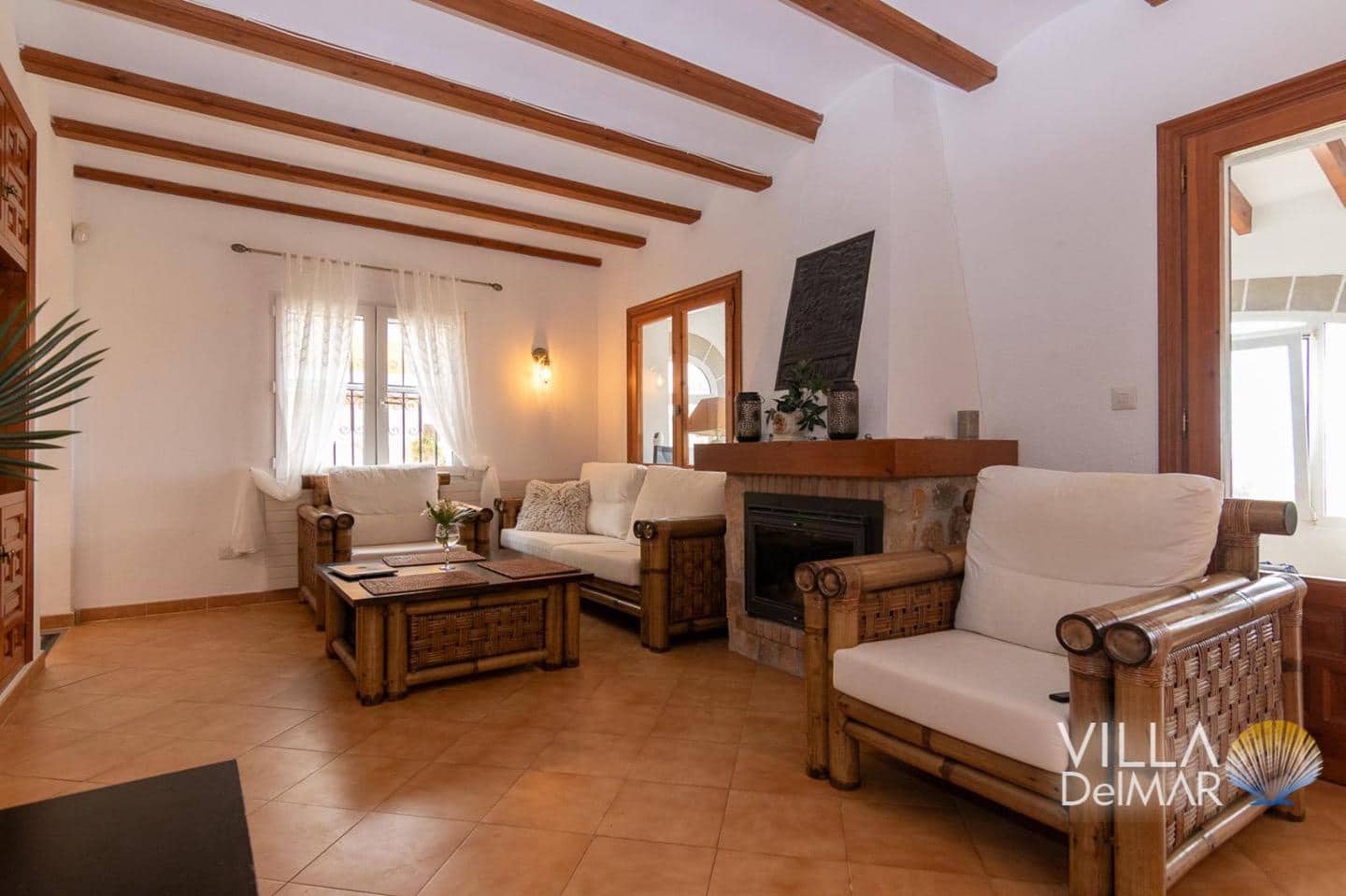 4 bedroom Villa for sale in Denia with pool garage - € 595,000 (Ref: 9265681)