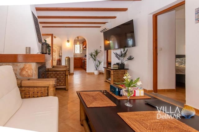 4 bedroom Villa for sale in Dénia with pool garage - € 595,000 (Ref: 9265681)