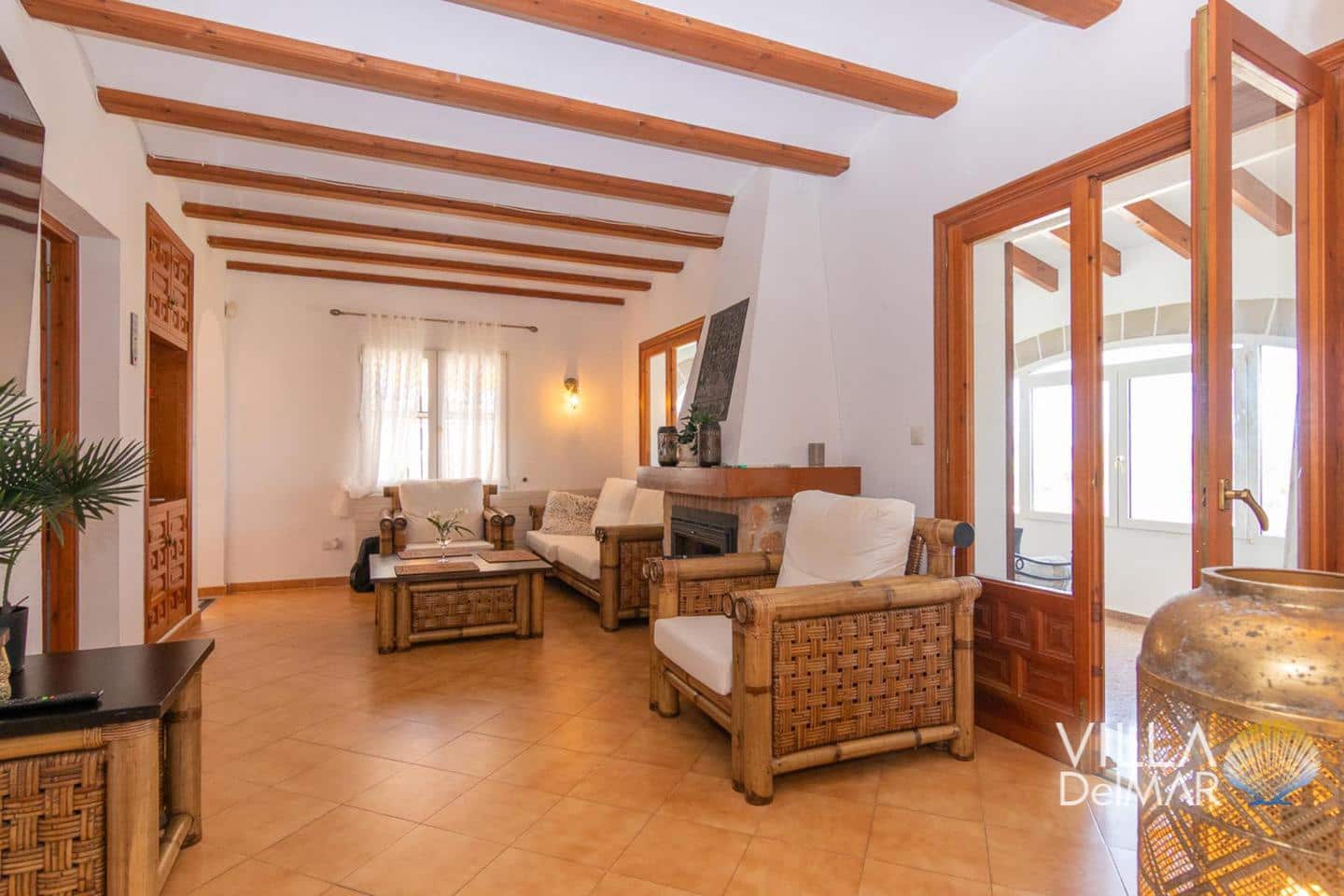 4 bedroom Villa for sale in Denia with pool garage - € 595,000 (Ref: 9265681)