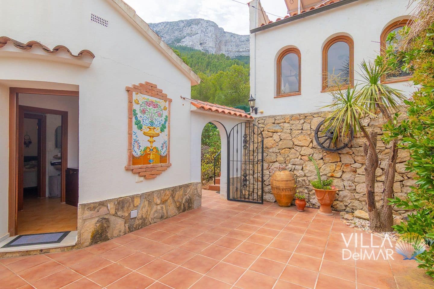 4 bedroom Villa for sale in Denia with pool garage - € 595,000 (Ref: 9265681)