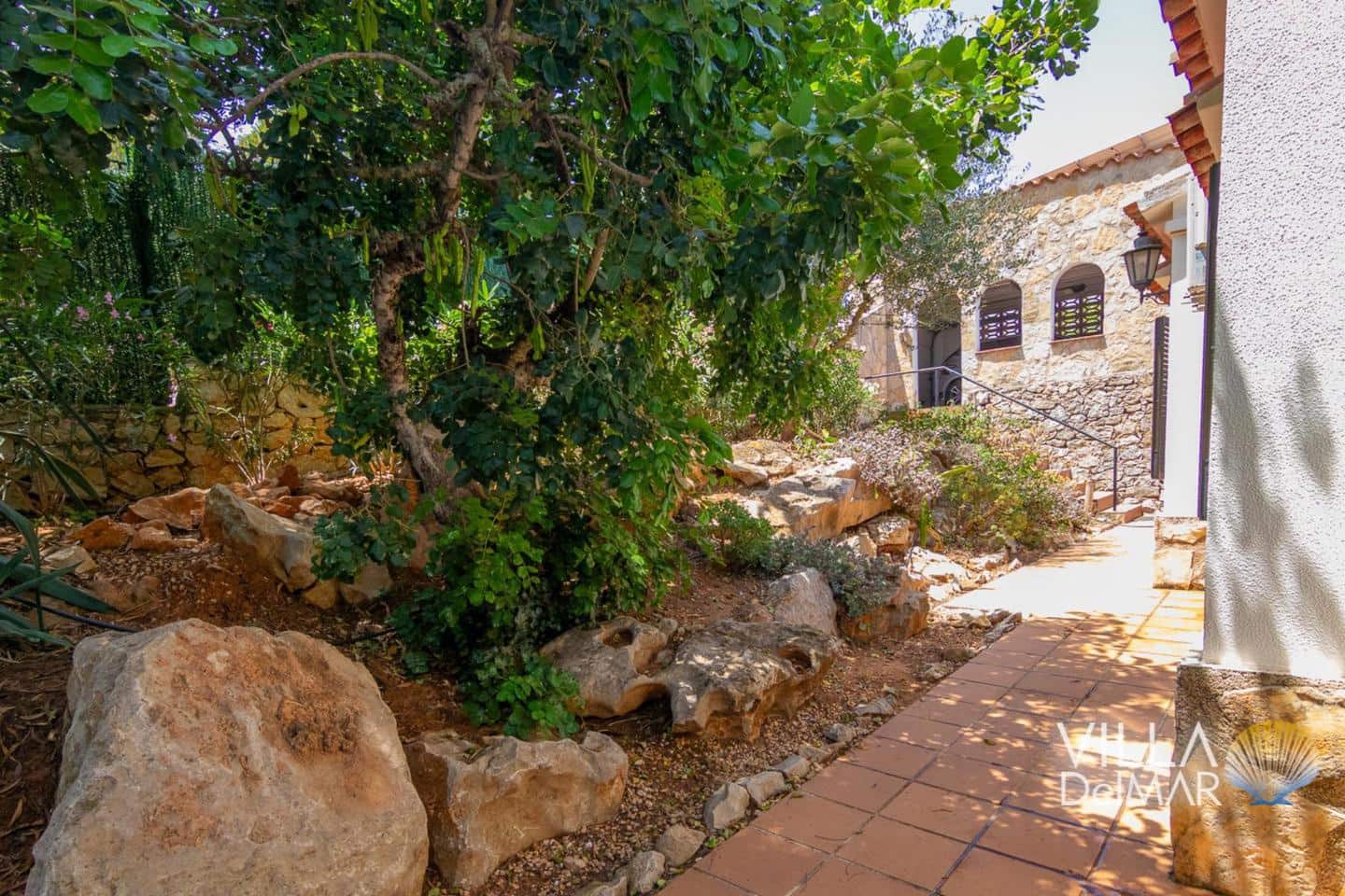 4 bedroom Villa for sale in Denia with pool garage - € 595,000 (Ref: 9265681)