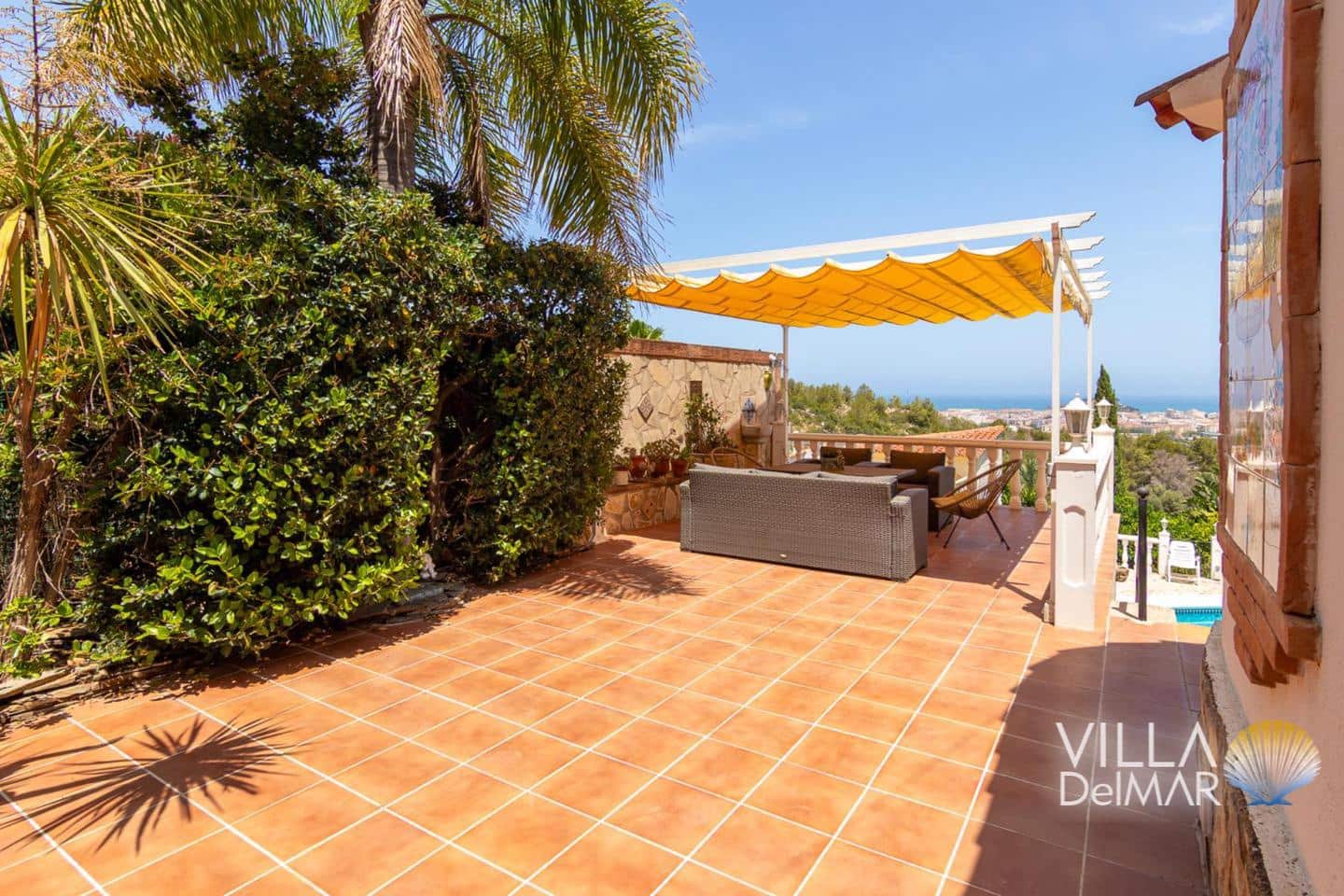 4 bedroom Villa for sale in Denia with pool garage - € 595,000 (Ref: 9265681)