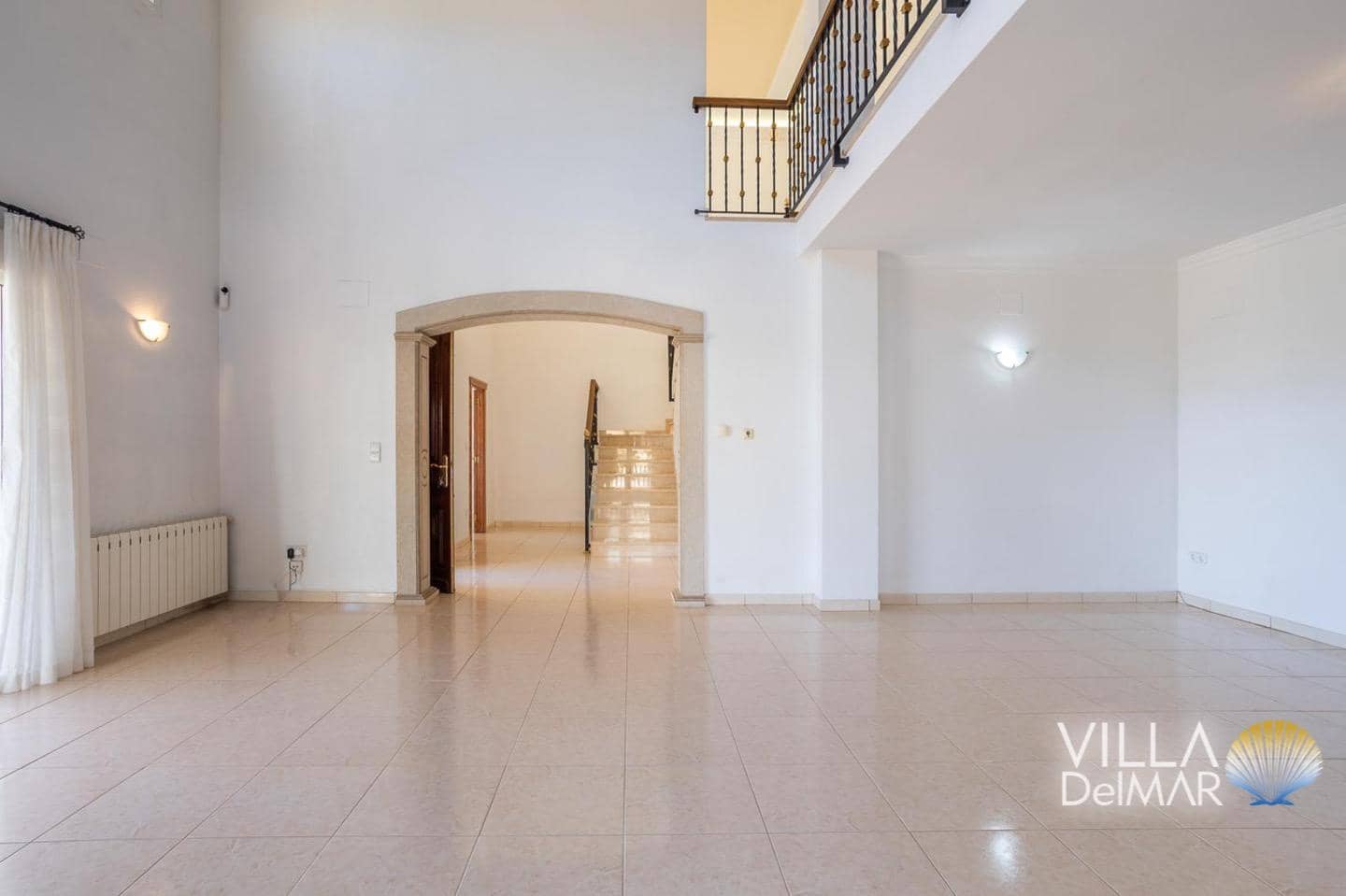 4 bedroom Villa for sale in Denia with pool garage - € 995,000 (Ref: 9378771)