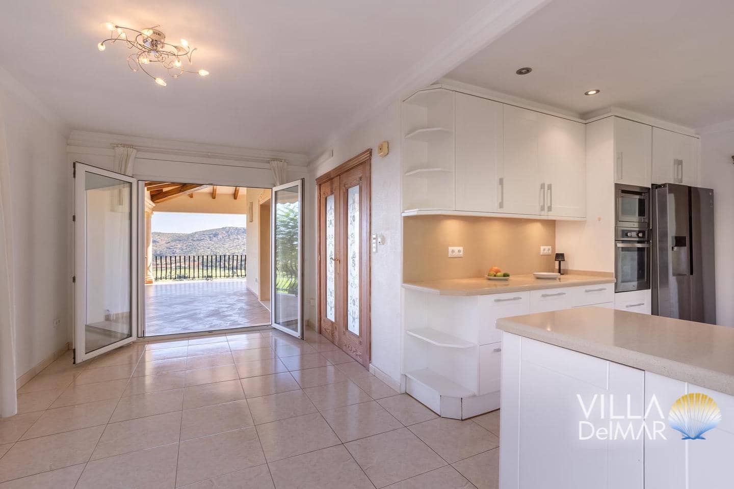 4 bedroom Villa for sale in Denia with pool garage - € 995,000 (Ref: 9378771)
