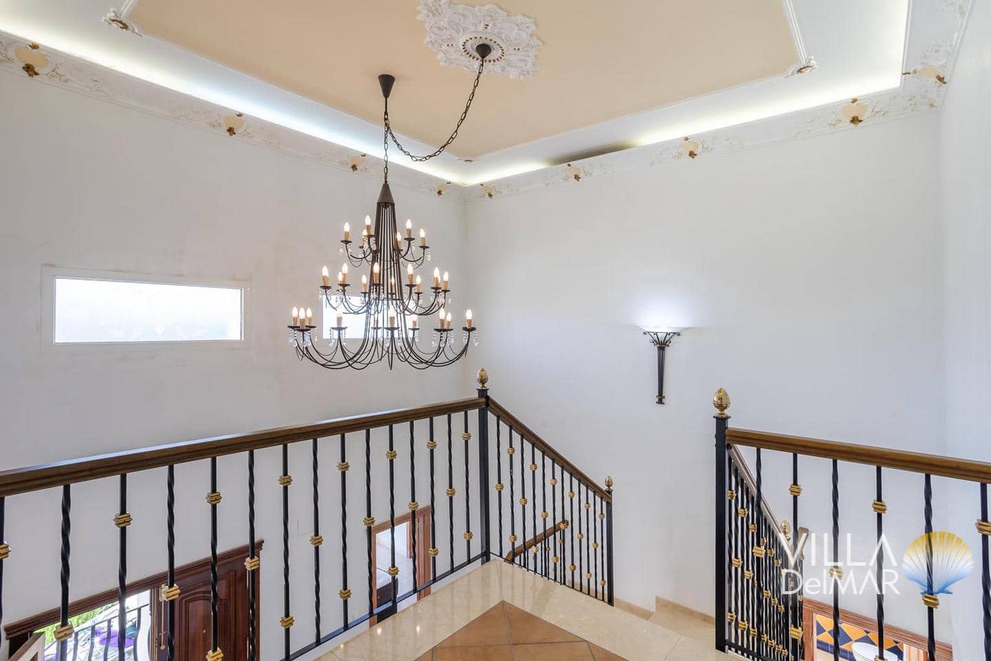 4 bedroom Villa for sale in Denia with pool garage - € 995,000 (Ref: 9378771)