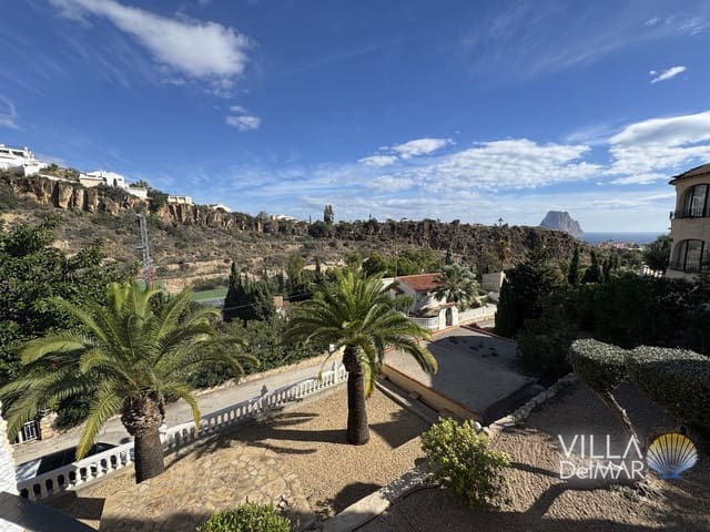3 bedroom Villa for sale in Calpe / Calp - € 465,000 (Ref: 9378791)