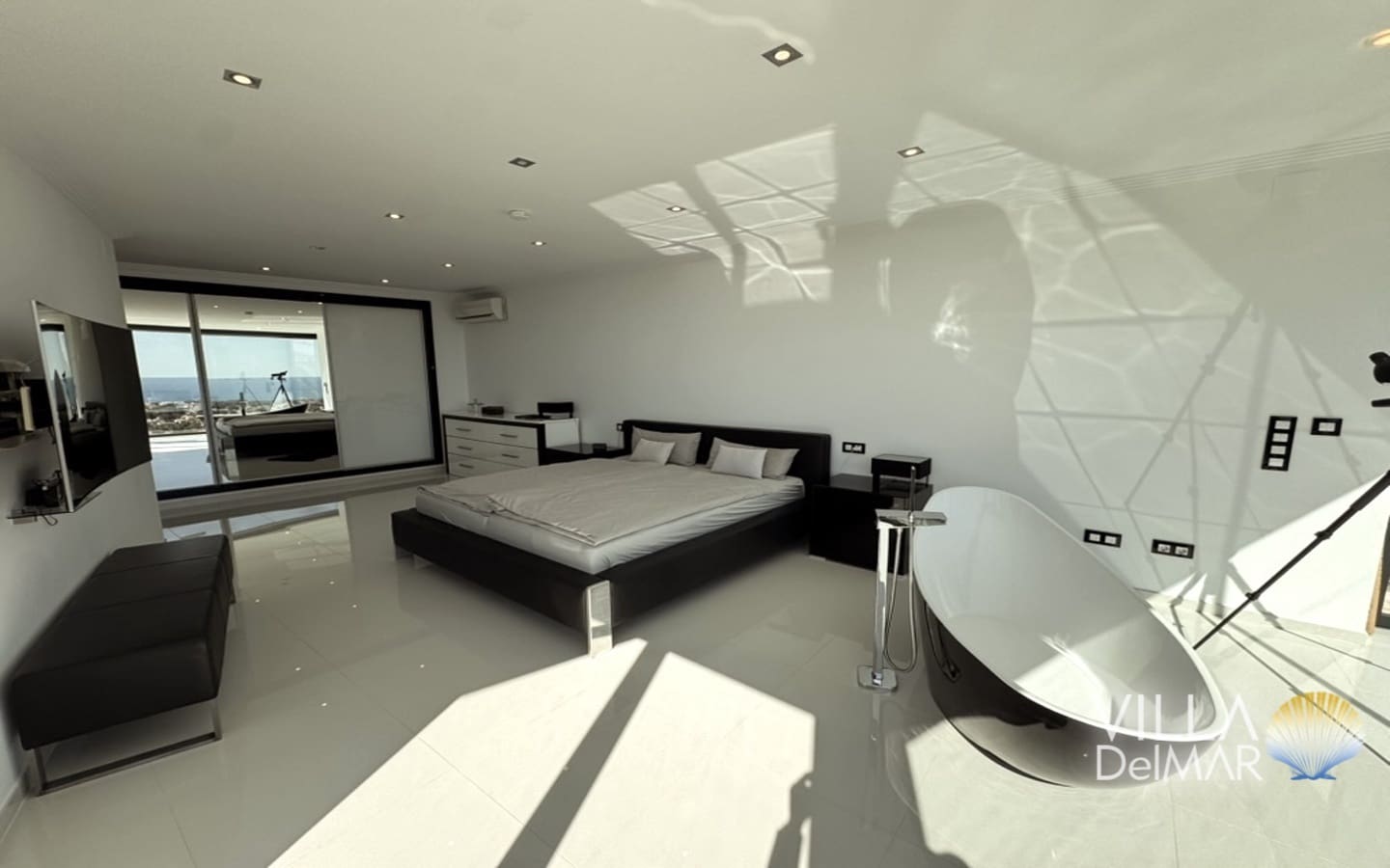 4 soveværelse Villa til salg i Calpe / Calp med swimmingpool - € 3.995.000 (Ref: 9686186)