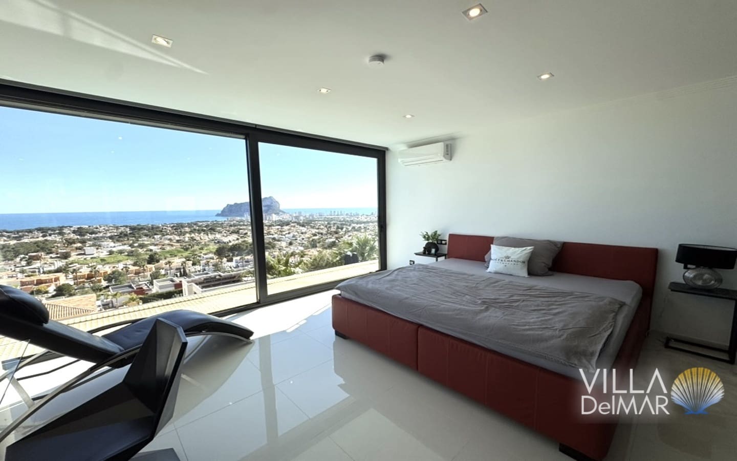 4 soveværelse Villa til salg i Calpe / Calp med swimmingpool - € 3.995.000 (Ref: 9686186)