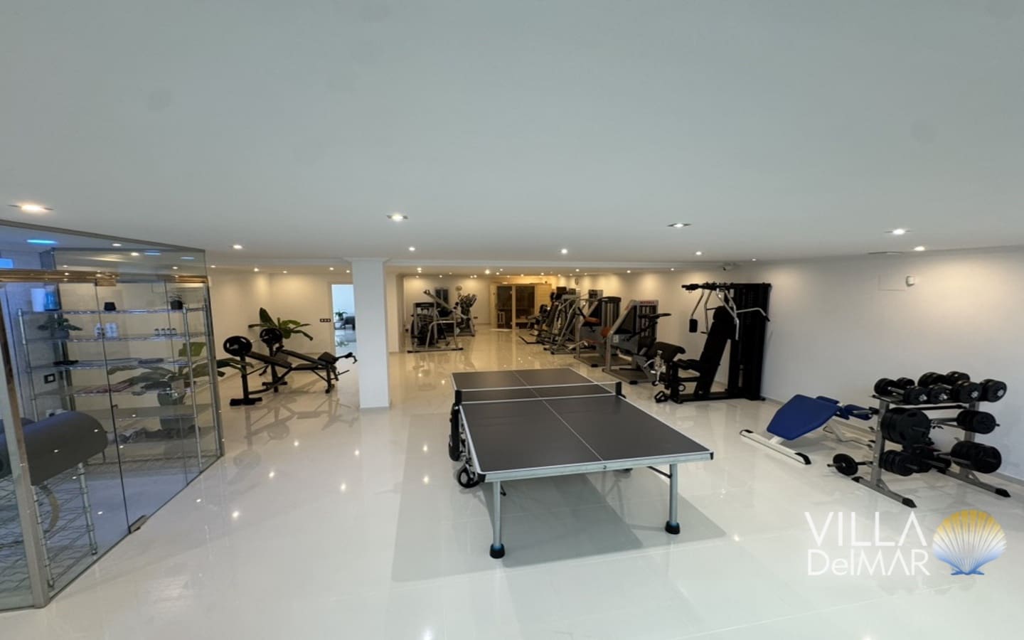 4 soveværelse Villa til salg i Calpe / Calp med swimmingpool - € 3.995.000 (Ref: 9686186)