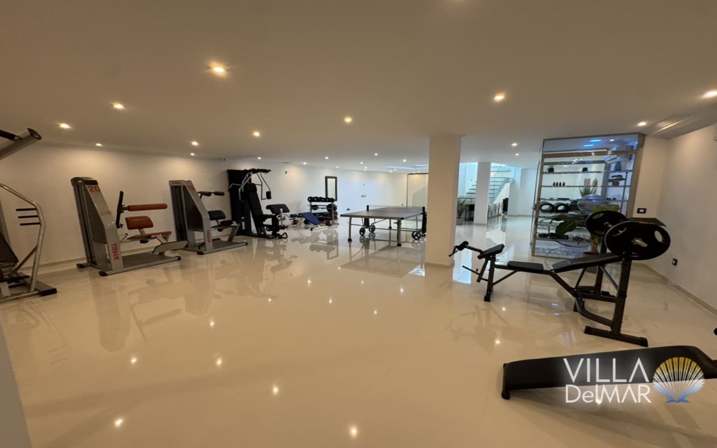 4 soveværelse Villa til salg i Calpe / Calp med swimmingpool - € 3.995.000 (Ref: 9686186)