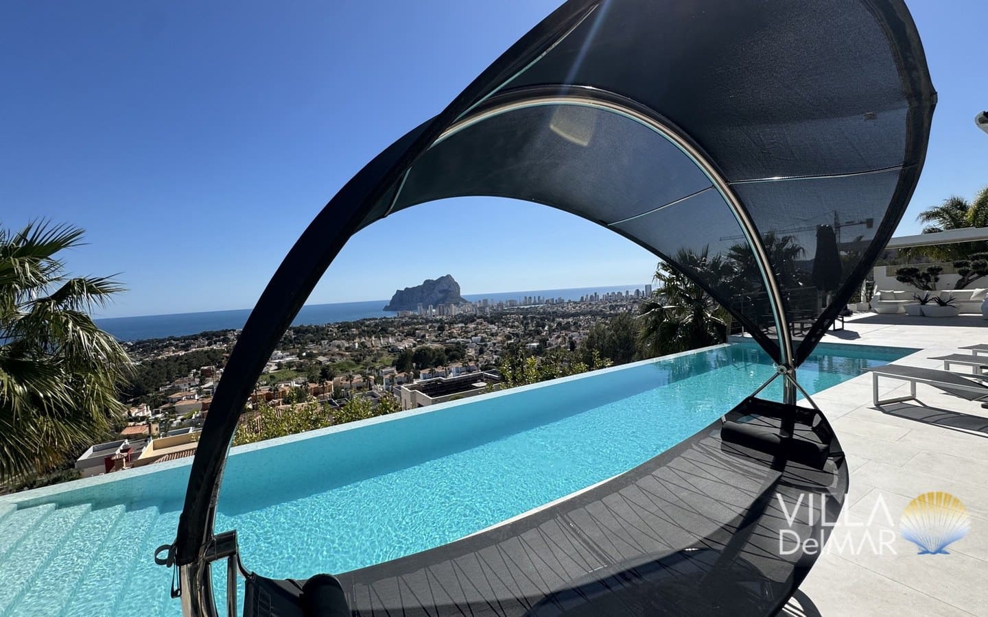 4 soveværelse Villa til salg i Calpe / Calp med swimmingpool - € 3.995.000 (Ref: 9686186)