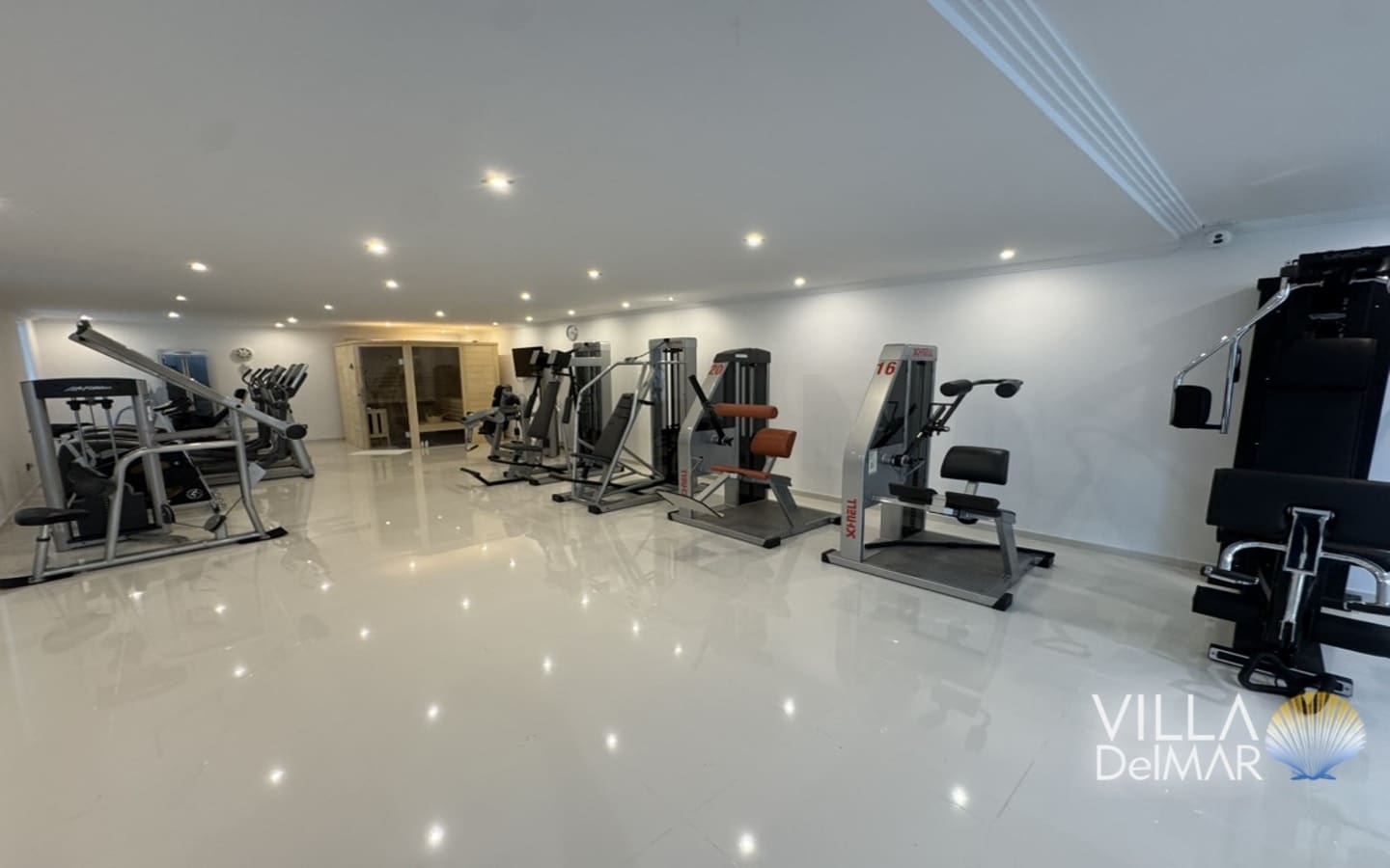 4 soveværelse Villa til salg i Calpe / Calp med swimmingpool - € 3.995.000 (Ref: 9686186)